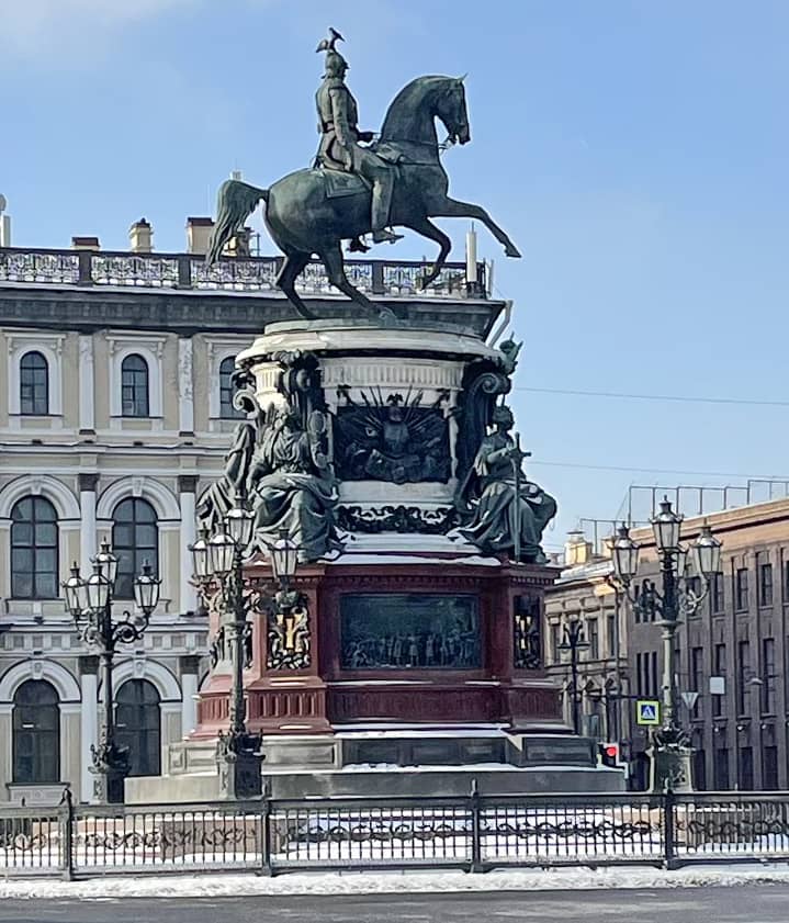 Памятник императору Николаю I Памятник императору Николаю I