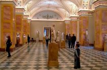 1 сентября Эрмитаж пустит всех учащихся и учителей бесплатно