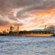 Как организовать идеальную прогулку на катере в СПб?