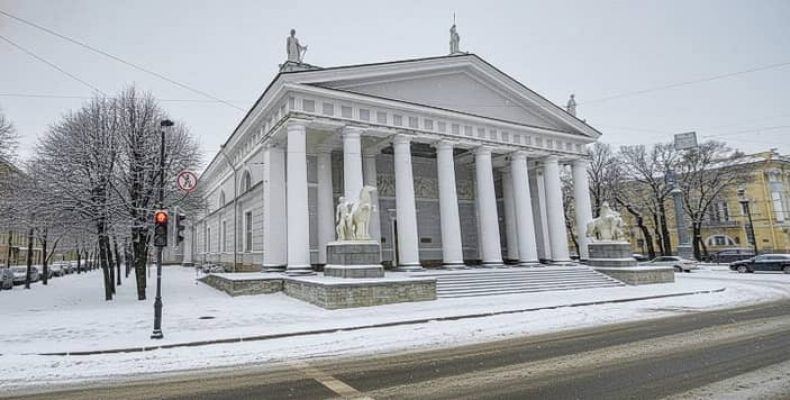 Выставка «Все Бенуа — Всё Бенуа» в Манеже с 13 декабря по 19 апреля