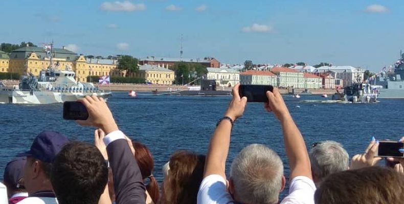 Репетиции Главного парада ко Дню ВМФ 28 июля 2024 в Петербурге